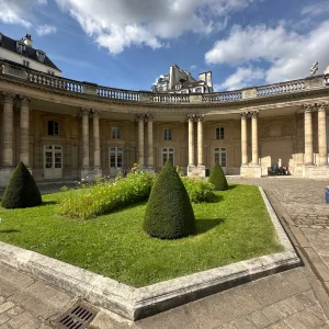 cour archive national paris marais tour